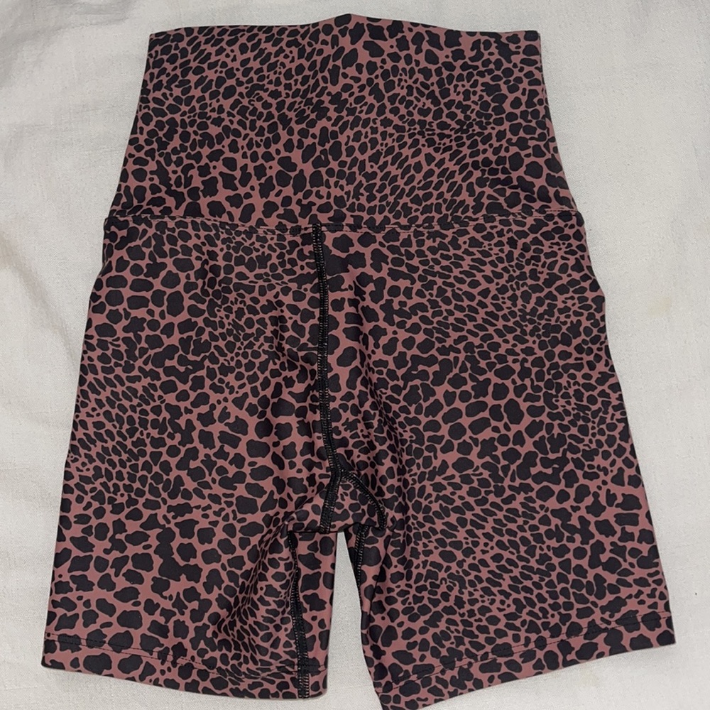 Beach Riot Bike Shorts - Picture 5 of 8